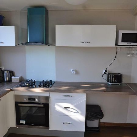 Apartament Ti Joli Caz En Bois Saint-Gilles-les Hauts Zewnętrze zdjęcie