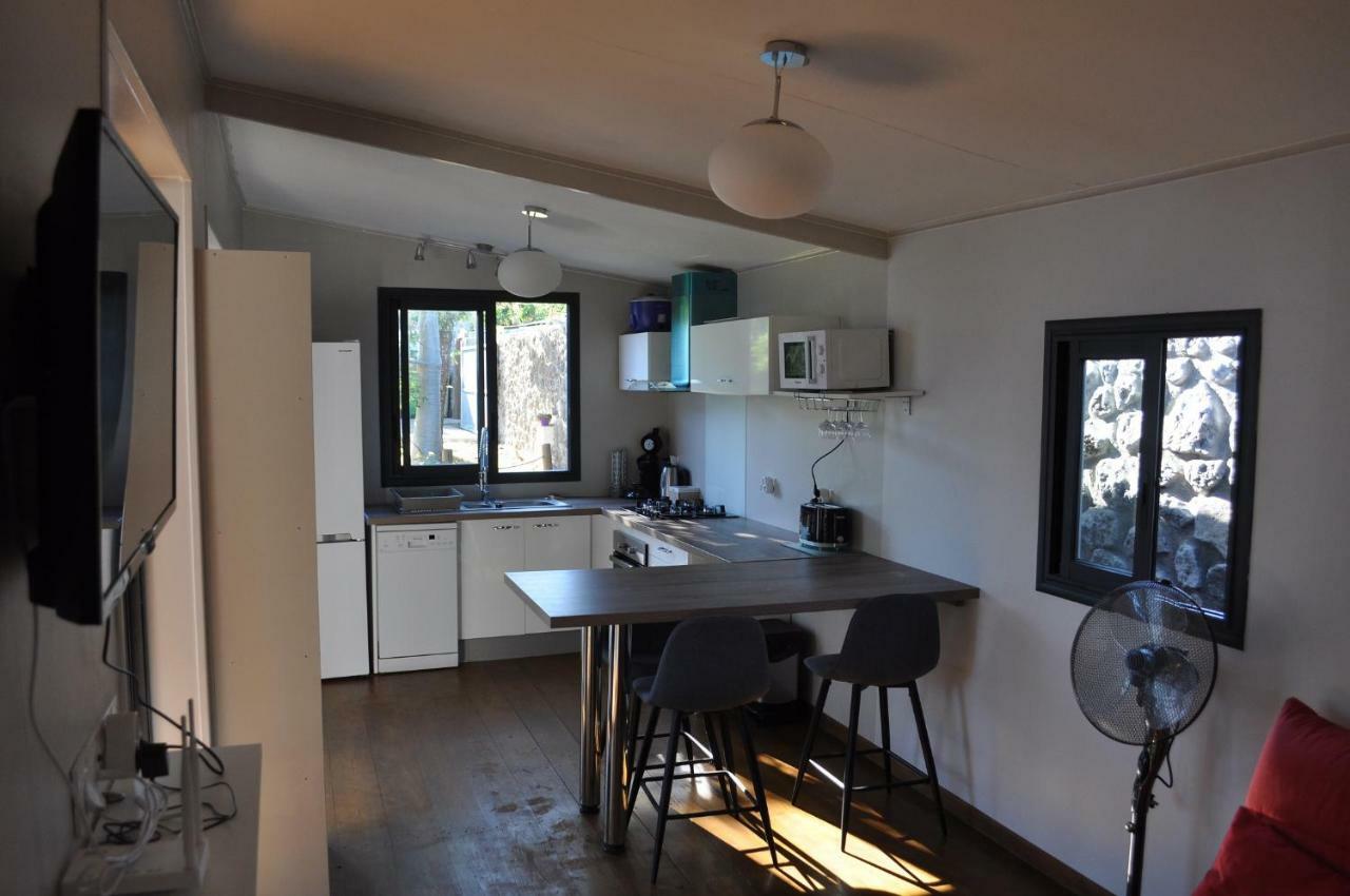 Apartament Ti Joli Caz En Bois Saint-Gilles-les Hauts Zewnętrze zdjęcie